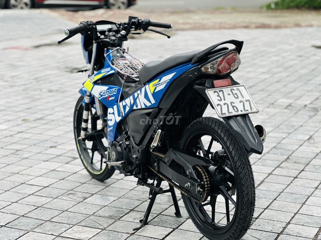 Suzuki Satria 150 Fi XANH 2023 Nhập Thái Bao Thợ. Mua bán Xe máy tại Quận Bắc Từ Liêm Hà Nội được đăng bởi TUẤN MINH hình 4