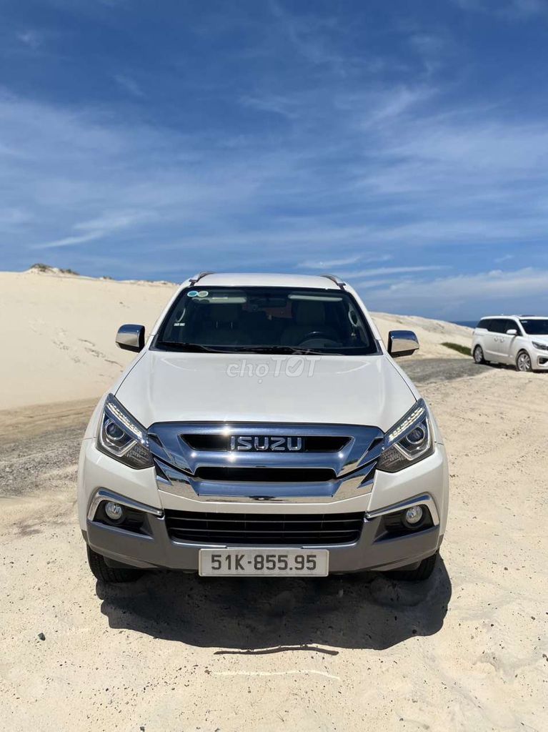 2019 1.9 4X2 AT - 100000 km. Mua bán Ô tô tại Quận 8 Tp Hồ Chí Minh được đăng bởi Huỳnh Hữu Phúc hình 2