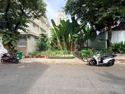 Plot of land 135 m² · Đường Đinh Đức Thiện