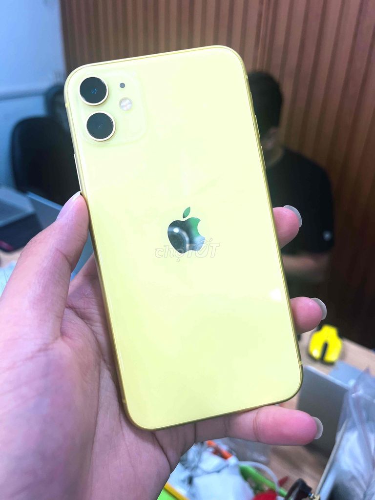 Apple iPhone 11 64GB Vàng. Mua bán Điện thoại tại Quận Ngô Quyền Hải Phòng được đăng bởi TRAN SONG HA hình 1