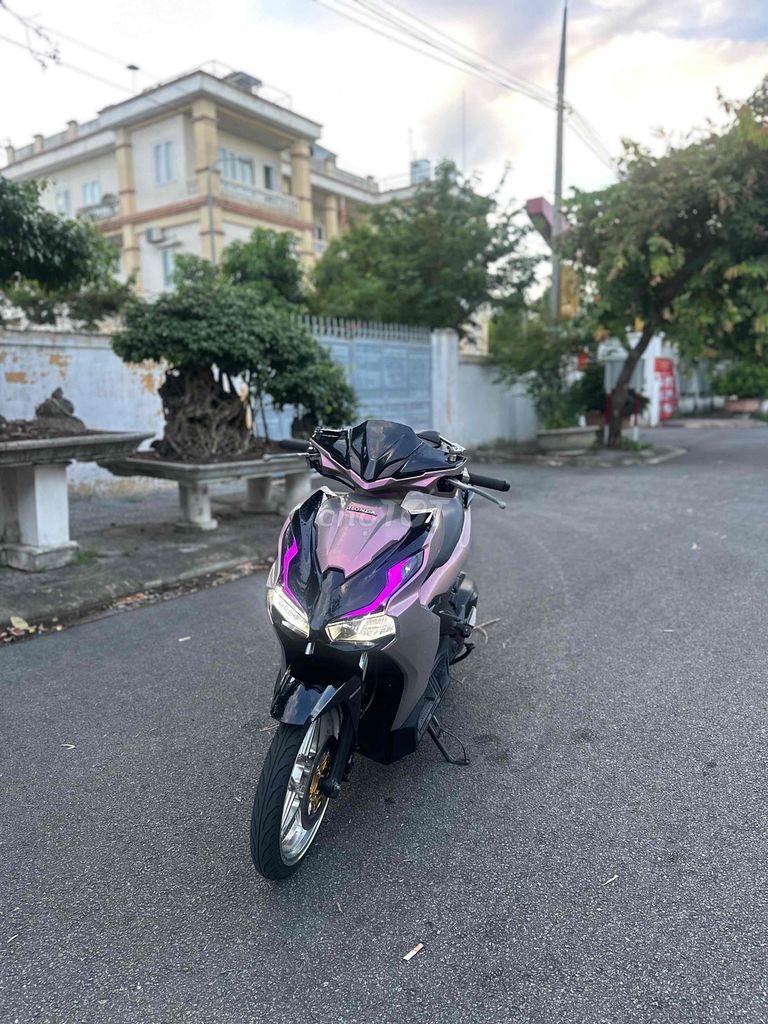 Honda Air Blade 2 van Hồng tím. Mua bán Xe máy tại Quận Thanh Khê Đà Nẵng được đăng bởi Ku Tý hình 1