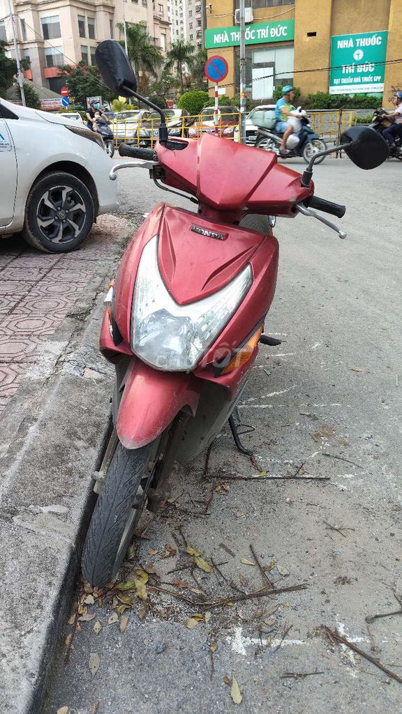 Honda CLICK chính chủ bán. Mua bán Xe máy tại Quận Hà Đông Hà Nội được đăng bởi Công Tử hình 4