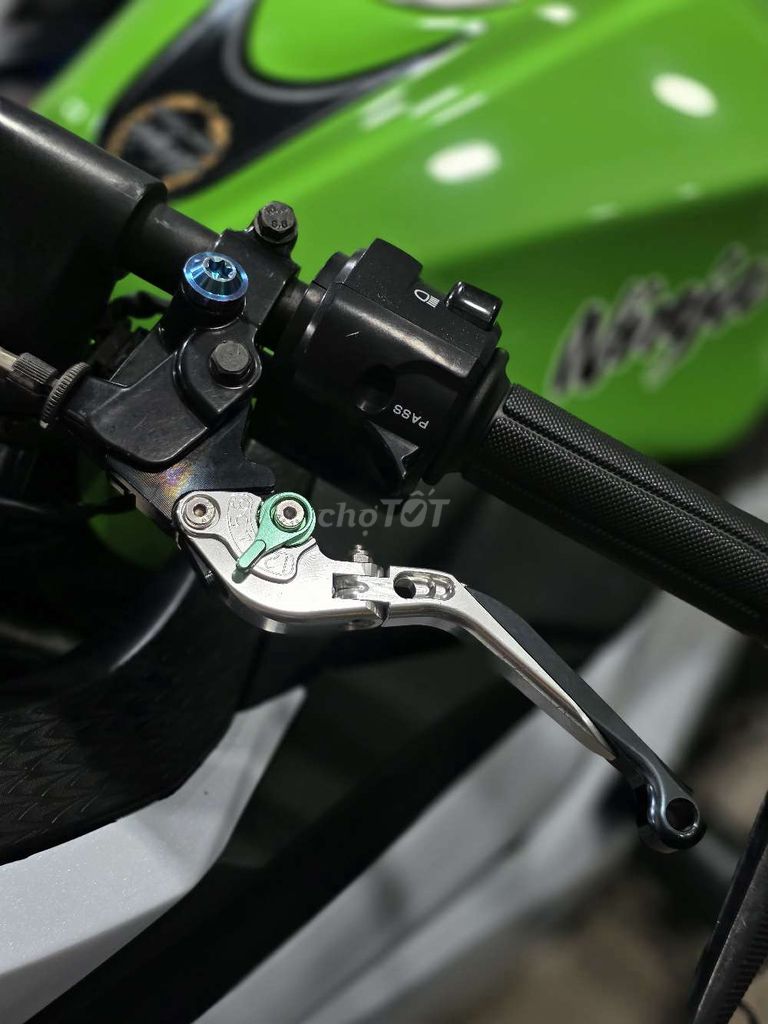 ninja 300 abs cần bán. Mua bán Xe máy tại Huyện Nhà Bè Tp Hồ Chí Minh được đăng bởi Hoán Nguyễn hình 8