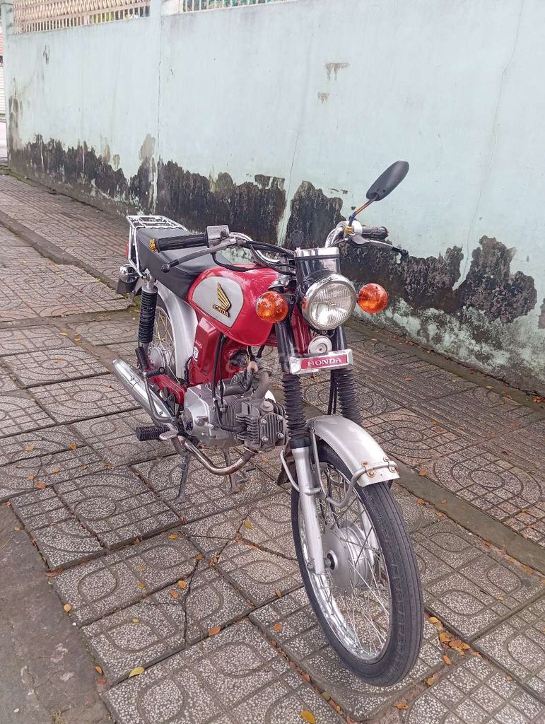 Honda DT-67 2023 Đỏ bạc. Mua bán Xe máy tại Huyện Hóc Môn Tp Hồ Chí Minh được đăng bởi Tuấn hình 2