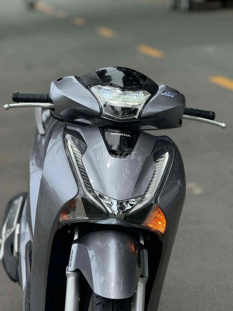 Sh 150 Abs 2017-2018 Chính chủ ký. Mua bán Xe máy tại Thành phố Biên Hòa Đồng Nai được đăng bởi Xe Máy Sơn Trung Duy hình 2