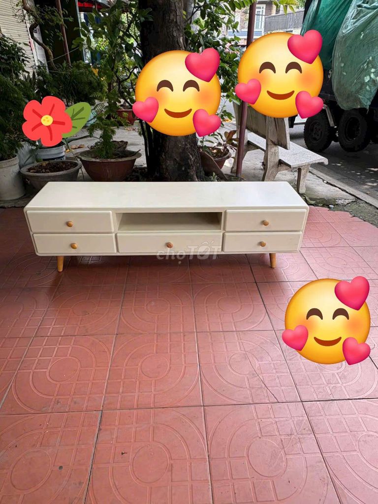 Kệ tivi Gỗ Trắng kem.kệ tivi. Mua bán Tủ, kệ gia đình tại Quận Phú Nhuận Tp Hồ Chí Minh được đăng bởi Diep Giang hình 1
