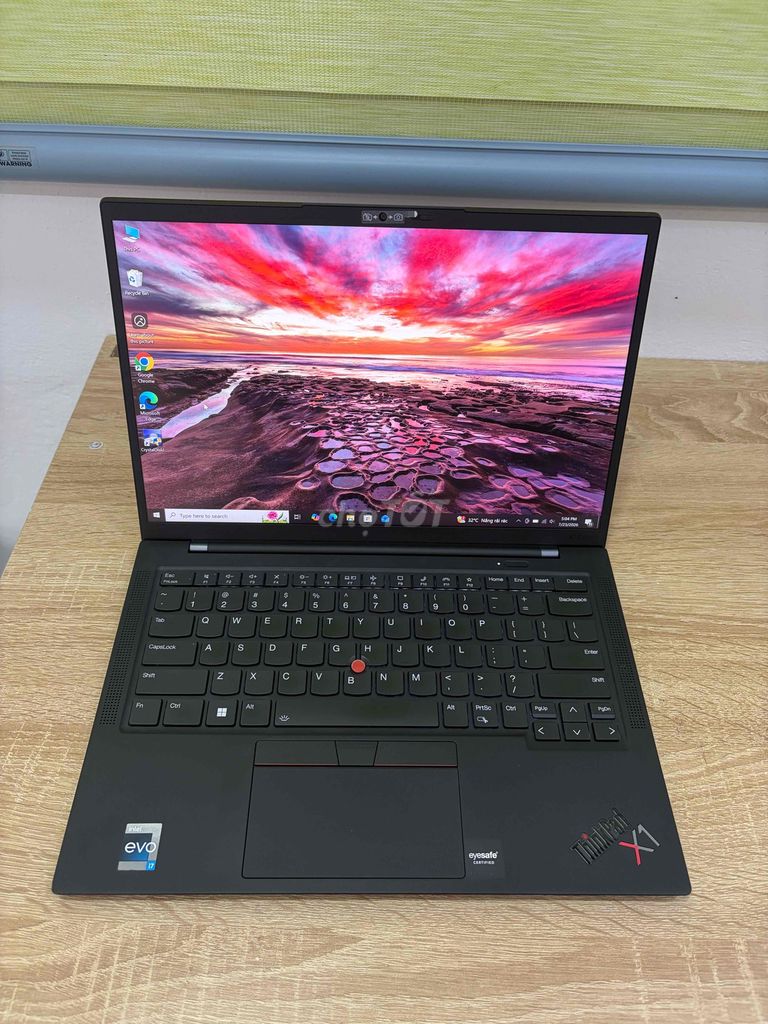 Lenovo ThinkPad X1 Carbon Gen 10 i7 16GB/256GB. Mua bán Laptop tại Quận Tân Bình Tp Hồ Chí Minh được đăng bởi vy hình 1
