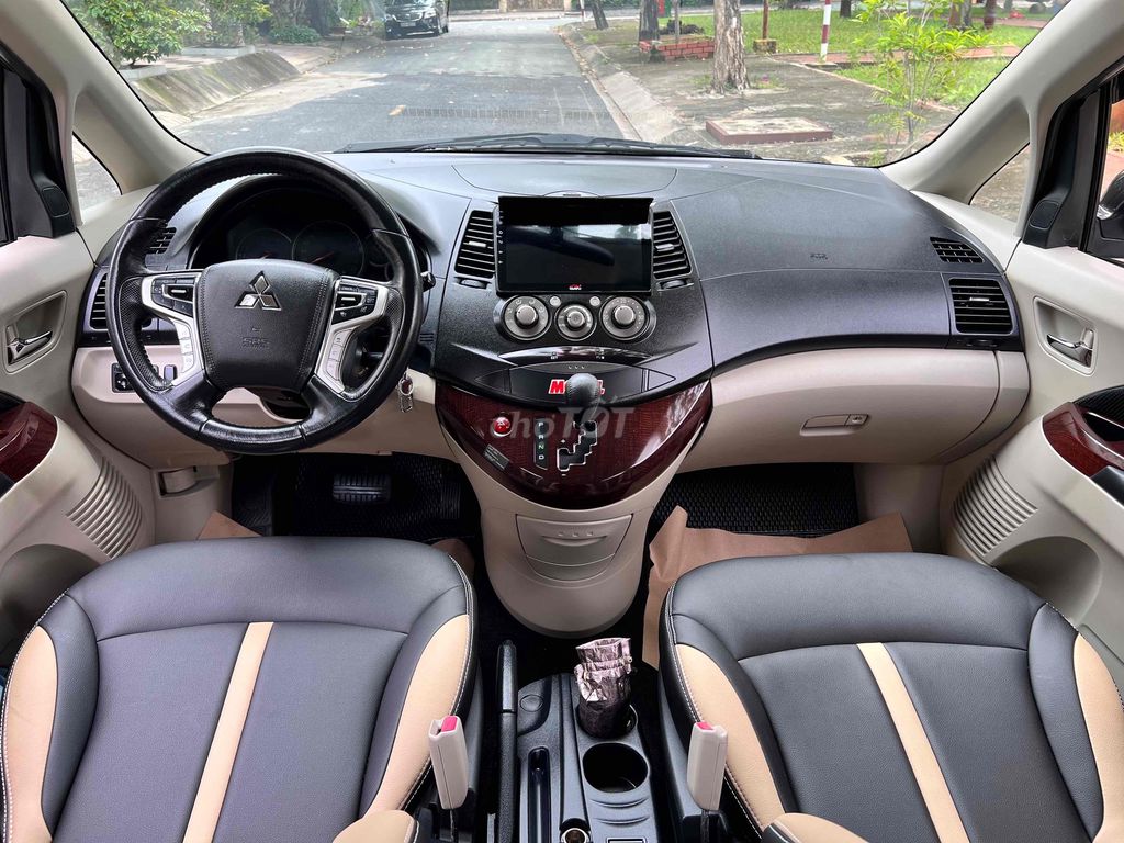 Mitsubishi Grandis sx 2009 xe trùm mền cực chất!. Mua bán Ô tô tại Quận 6 Tp Hồ Chí Minh được đăng bởi Phong hình 10