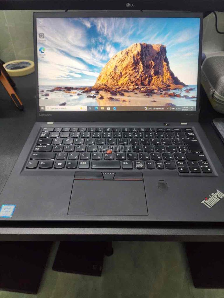 Lenovo Thinkpad X1 Carbon Gen 5 i5-7300U 8GB/128GB. Mua bán Laptop tại Quận Bình Tân Tp Hồ Chí Minh được đăng bởi Hau Le hình 1