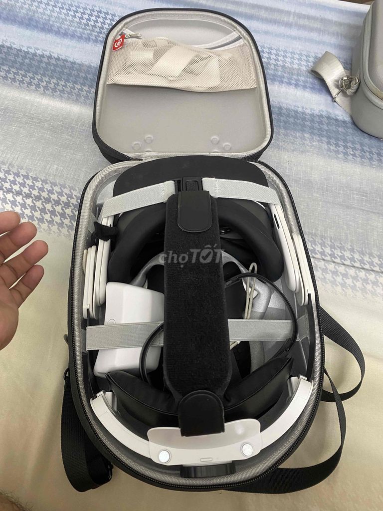 Kính thực tế ảo Meta Quest 3s. Mua bán Thiết bị đeo thông minh tại Quận 10 Tp Hồ Chí Minh được đăng bởi Lê Toàn hình 1