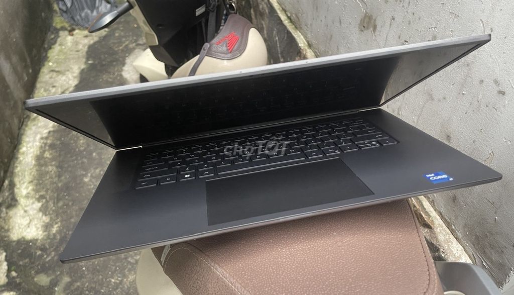 DELL Precision 5680 Like New 99%, USA. Mua bán Laptop tại Quận Phú Nhuận Tp Hồ Chí Minh được đăng bởi Huyền hình 5