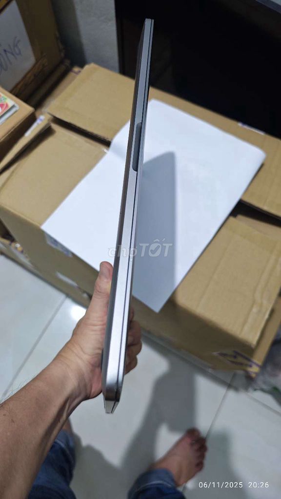 Macbook pro retina 15inch Touch Bar. Mua bán Laptop tại Thành phố Thủ Đức Tp Hồ Chí Minh được đăng bởi Thành  hình 7