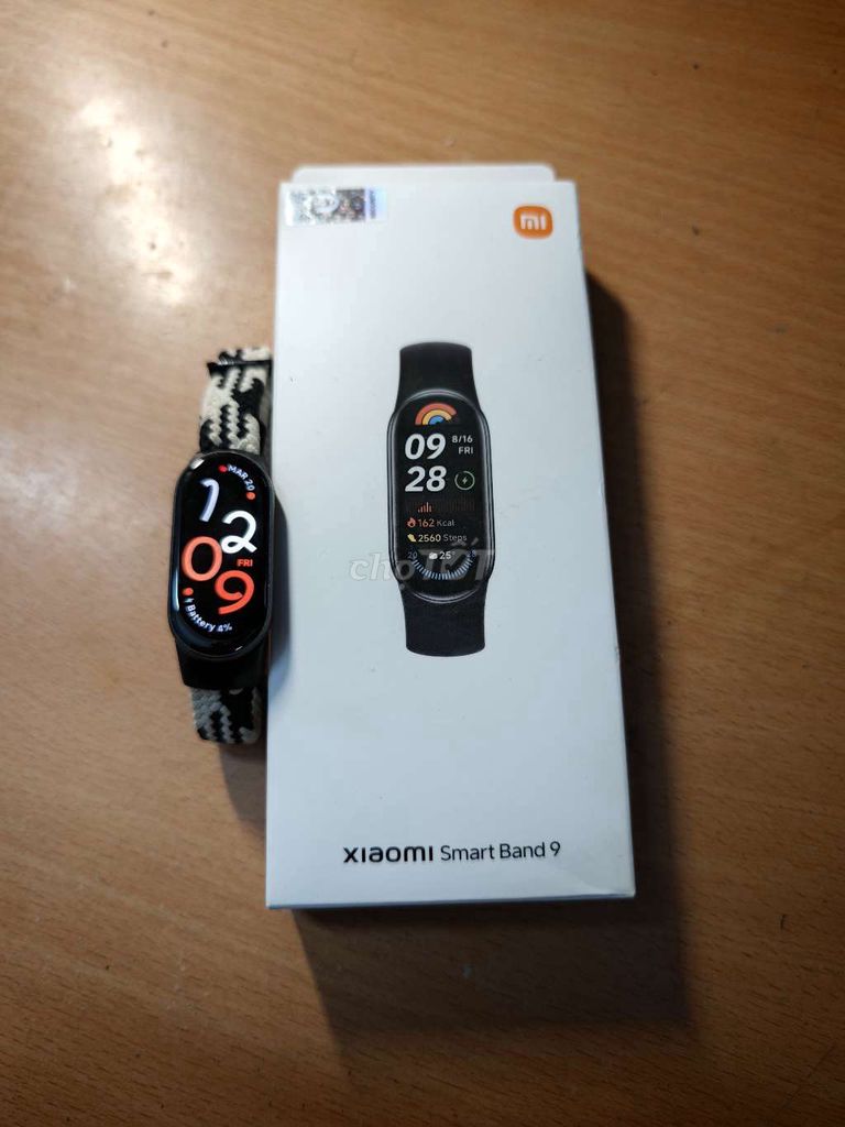 Xiaomi Smart Band 9 màu đen. Mua bán Thiết bị đeo thông minh tại Quận Bắc Từ Liêm Hà Nội được đăng bởi Vũ Việt Hùng hình 1