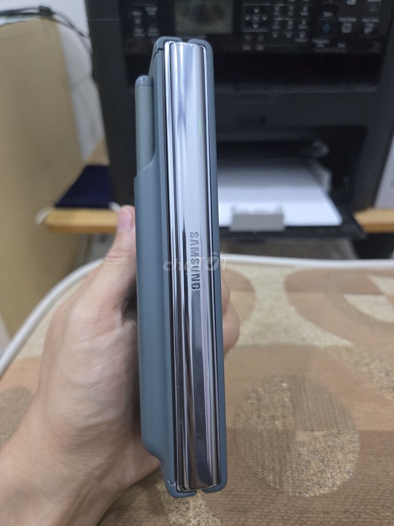 Samsung Z Fold 4 256GB 98% quốc tế 2 sim. Mua bán Điện thoại tại Quận Gò Vấp Tp Hồ Chí Minh được đăng bởi Mil7 hình 1