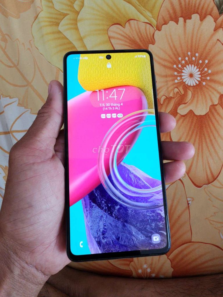 Samsung M53 Xám. Mua bán Điện thoại tại Thành phố Thủ Dầu Một Bình Dương được đăng bởi anh khoi le hình 1