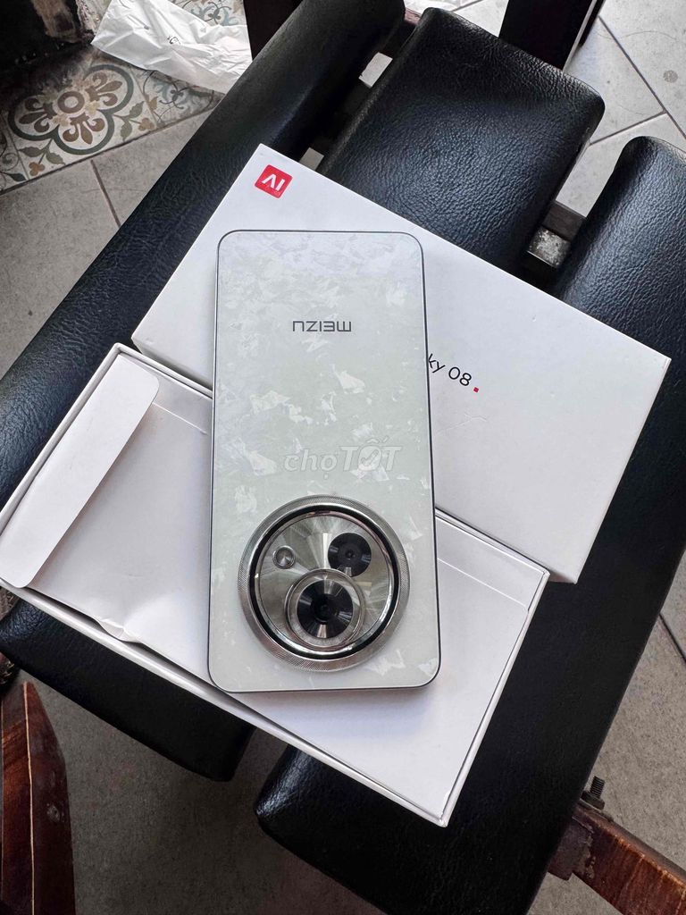 Meizu Lucky 08 12/256GB 97%  gl. Mua bán Điện thoại tại Quận Tân Phú Tp Hồ Chí Minh được đăng bởi nguyen son  hình 1