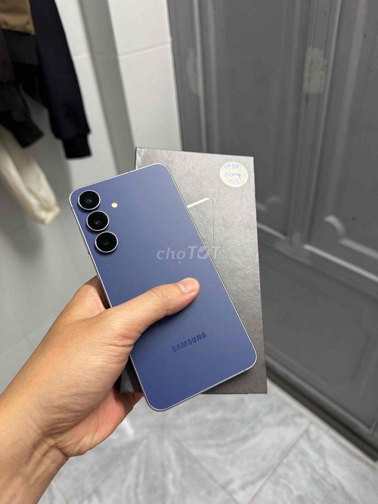 Samsung S25FE 8GB/128GB Xám 2 Sim. Mua bán Điện thoại tại Quận 12 Tp Hồ Chí Minh được đăng bởi NTTU hình 1