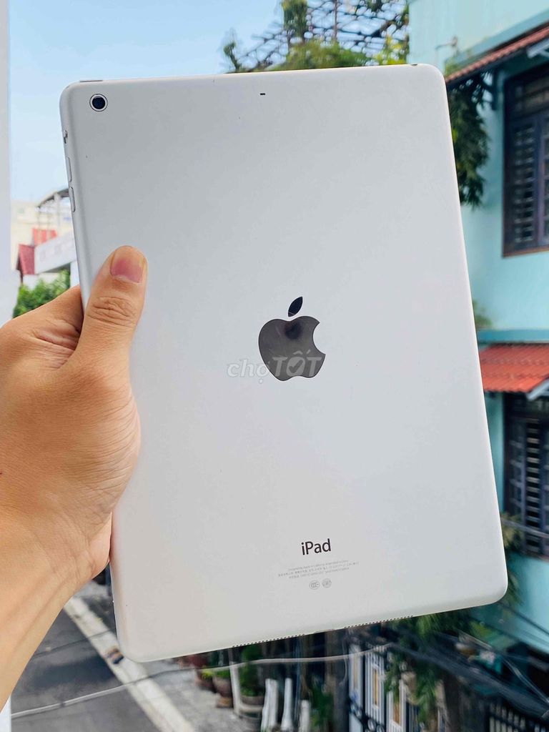 Apple iPad Air 10 inch Trắng. Mua bán Máy tính bảng tại Quận Hải Châu Đà Nẵng được đăng bởi Lộc Roy hình 1