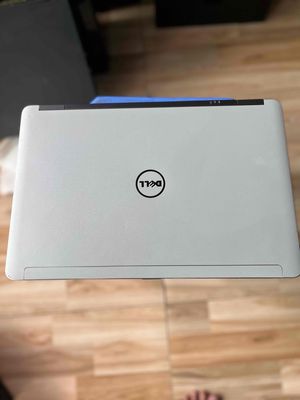 Laptop Dell giá rẻ tại TPHCM: i5th4/ 8gb/ Ssd 128