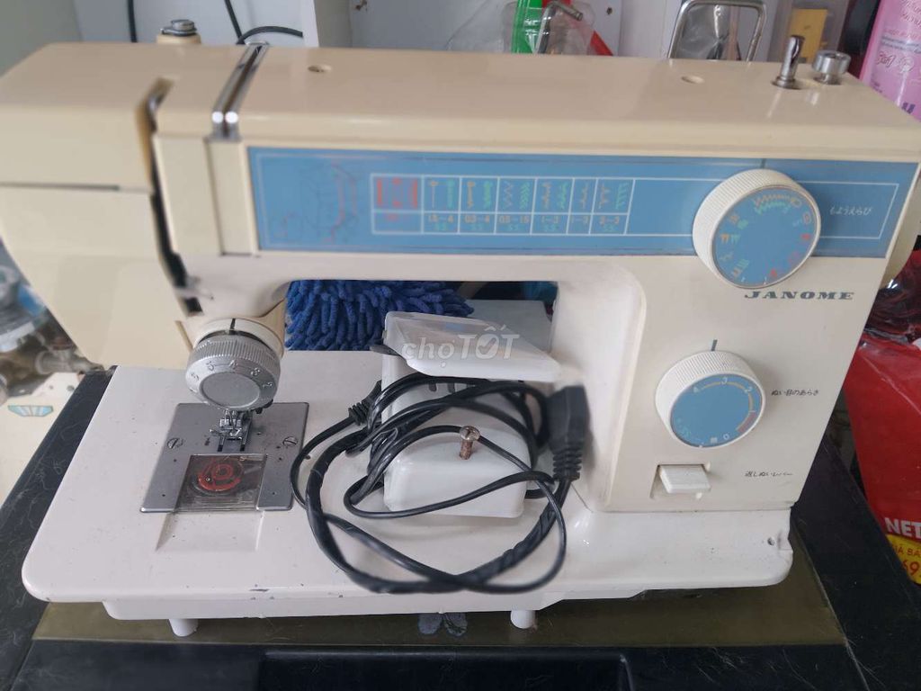 Máy may Janome 750 Trắng kem. Mua bán Đồ chuyên dụng, Giống nuôi trồng tại Huyện Nhà Bè Tp Hồ Chí Minh được đăng bởi Hải hình 1