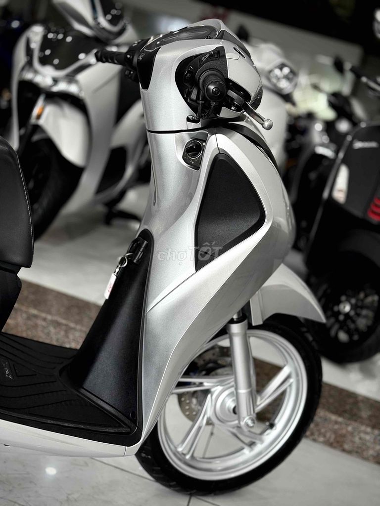 SH125i 2018 ABS Lướt chính chủ ký ( Hỗ trợ GÓP ) 🔥. Mua bán Xe máy tại Thị xã Phú Mỹ Bà Rịa - Vũng Tàu được đăng bởi Cửa Hàng Xe Máy Phú Mỹ hình 6