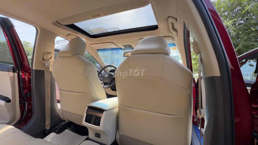 Toyota Camry 2.5Q 2020 màu Đỏ Xe 1 Chủ đi 2v km. Mua bán Ô tô tại Thành phố Thủ Đức Tp Hồ Chí Minh được đăng bởi Bảo Nam ÔTô hình 7