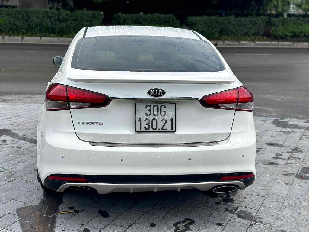 Kia Cerato 2018 1.6 AT Trắng Siêu Chất. Mua bán Ô tô tại Quận Hoàng Mai Hà Nội được đăng bởi Thang Pham hình 4