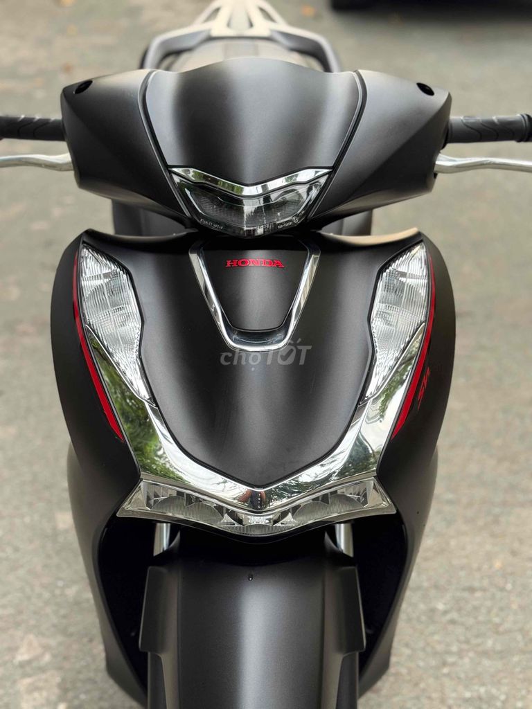 Honda SH 160i ABS 2024 Đen 1000 km. Mua bán Xe máy tại Quận Gò Vấp Tp Hồ Chí Minh được đăng bởi CHXM 86 chuyên bán xe trả góp hình 5
