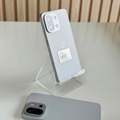 Oneplus 13T Fullbox - 12/256 - Đẹp - Nguyên Zin. Mua bán Điện thoại tại Quận Ninh Kiều Cần Thơ được đăng bởi Hmphone