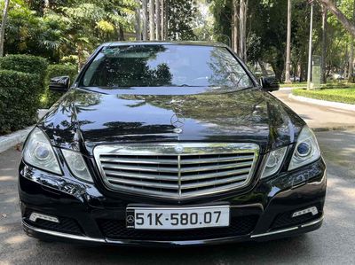 Mercedes Benz E Class 2010 E300 - 80000 km. Mua bán Ô tô tại Quận 11 Tp Hồ Chí Minh được đăng bởi Nam