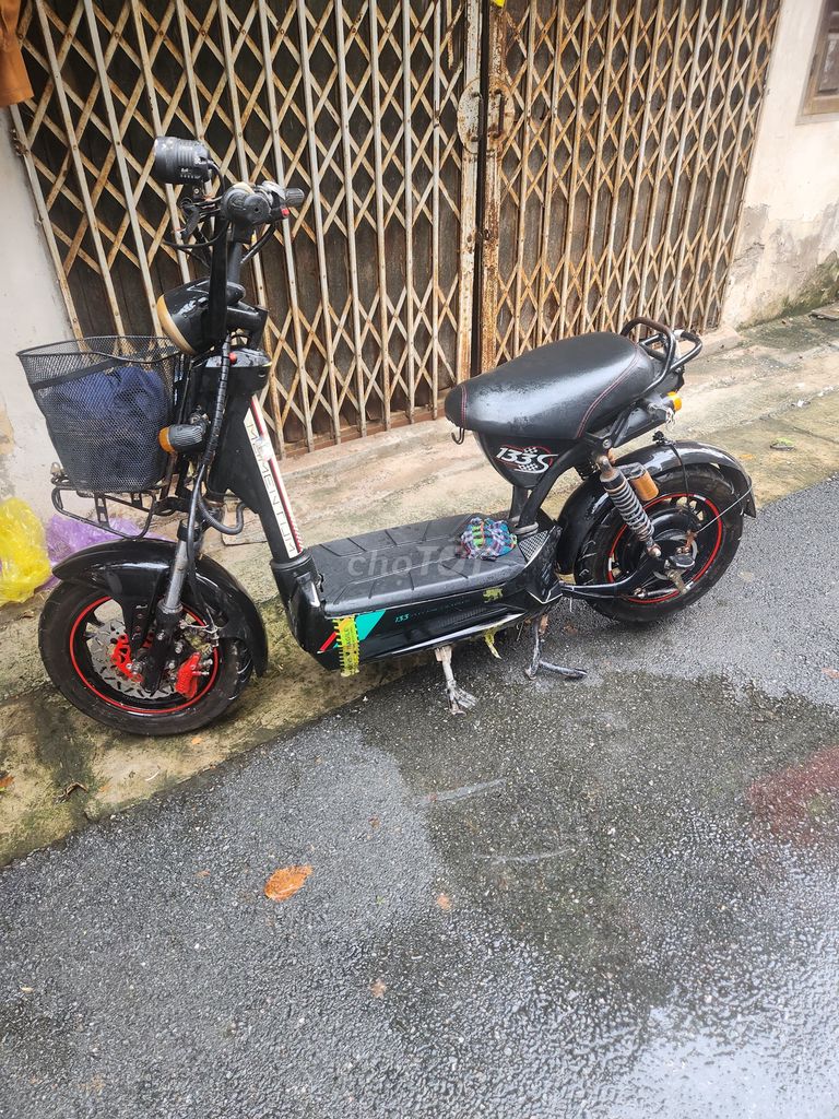 Cần bán xe 133s 4 bình to mới thay 4 tháng. Mua bán Xe điện tại Quận Thanh Xuân Hà Nội được đăng bởi Nguyen Duy ha hình 2
