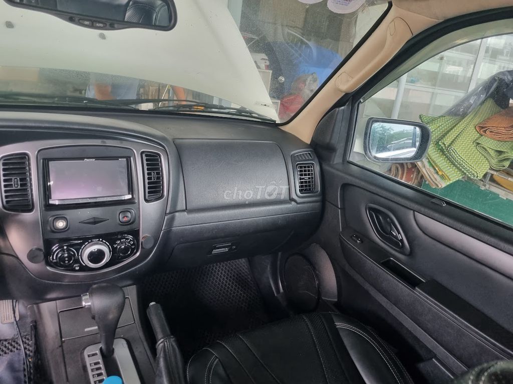 Ford Escape XLS 2010 - Xe gia đình gầm cao, máy êm. Mua bán Ô tô tại Huyện Thanh Trì Hà Nội được đăng bởi Xuan Tran hình 4