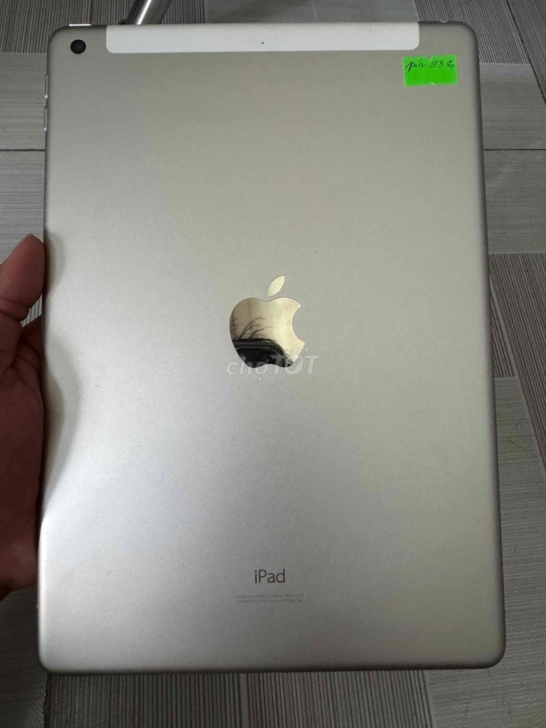 Apple iPad Gen 8 128gb đẹp 99% nguyên zin. Mua bán Máy tính bảng tại Quận Ninh Kiều Cần Thơ được đăng bởi PHỤ KIỆN MT hình 1