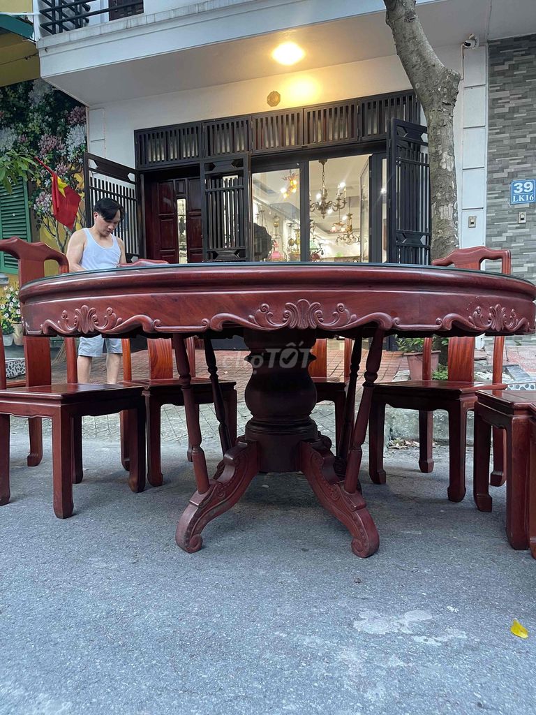 Bộ bàn ăn gỗ tròn 1m6 10 ghế Nâu đỏ. Mua bán Bàn ghế tại Quận Hà Đông Hà Nội được đăng bởi thu hien nguyen hình 1