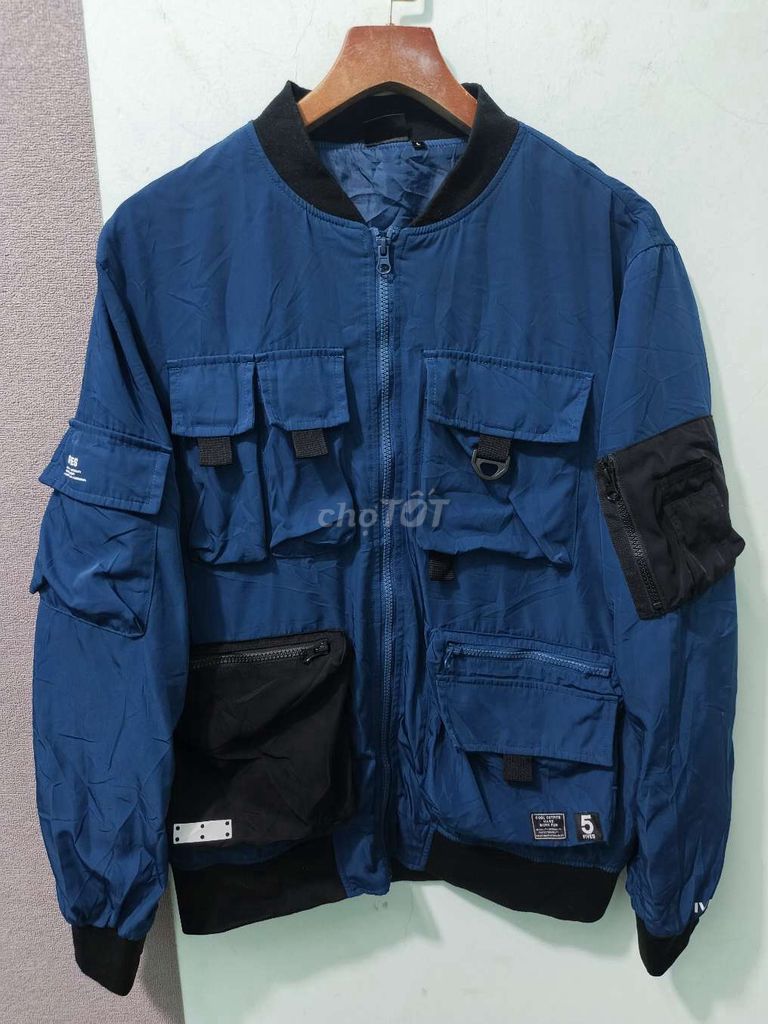 Áo khoác Bomber Fives Xanh Unisex. Mua bán Quần áo tại Thành phố Thuận An Bình Dương được đăng bởi Mê Vintage hình 1