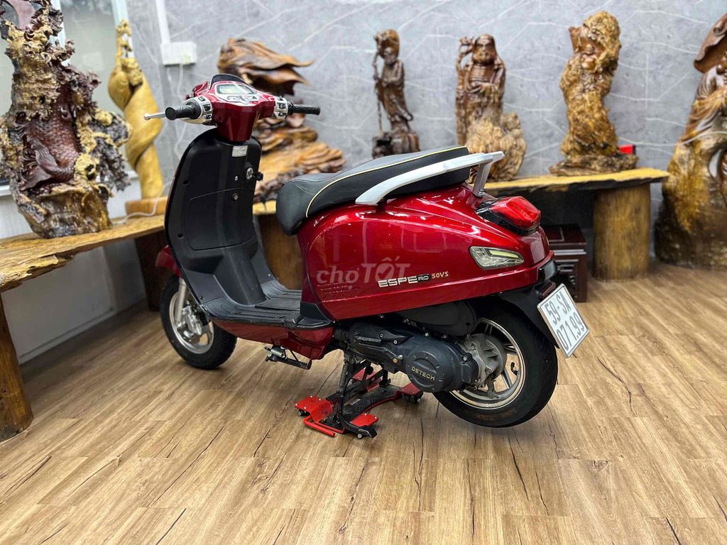 👉Vespa 50cc chính chủ 2022 biển SG máy zin êm. Mua bán Xe máy tại Quận 7 Tp Hồ Chí Minh được đăng bởi Xe Cũ Hiếu CT hình 2