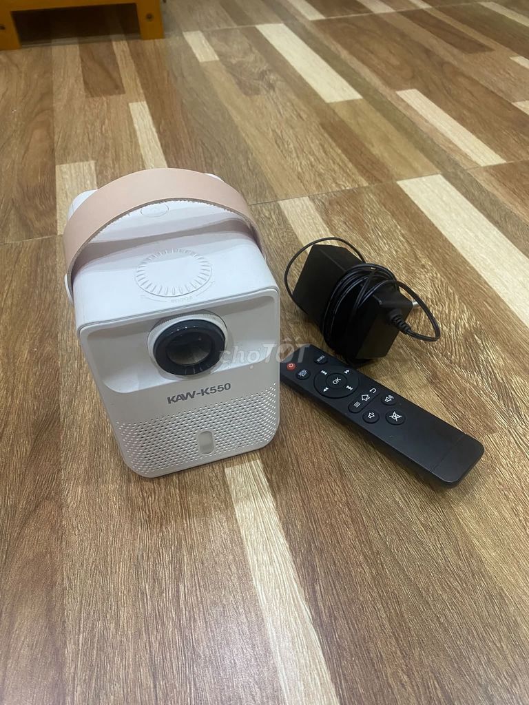 Máy chiếu mini KAW K550 Trắng. Mua bán Đồ dùng văn phòng tại Quận 7 Tp Hồ Chí Minh được đăng bởi Long Đinh Nguyễn Hoàng hình 1