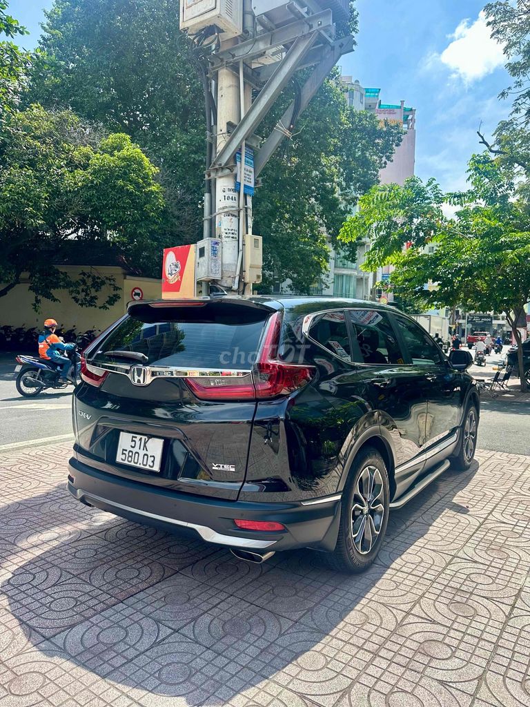 Honda CR V L-Sensing Sx 12/2022 Odo 19.000 km Lướt. Mua bán Ô tô tại Quận 8 Tp Hồ Chí Minh được đăng bởi Hiếu Trần hình 6