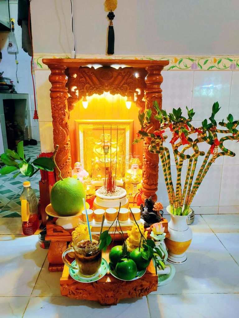 Bàn thờ Thần Tài Gỗ Nâu. Mua bán Nội thất, đồ gia dụng khác tại Quận 8 Tp Hồ Chí Minh được đăng bởi Huỳnh Nhi hình 1