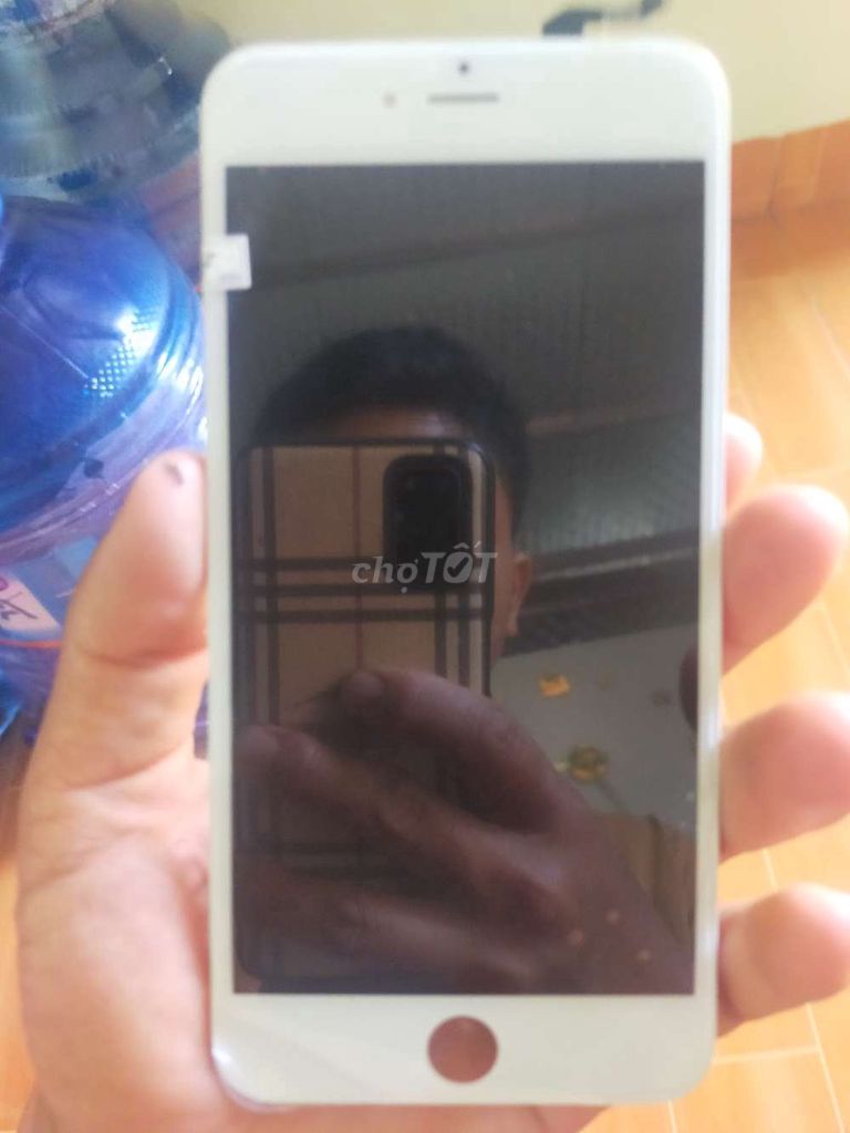 Màn hình điện thoại iPhone 7pl mới chưa lắp vào