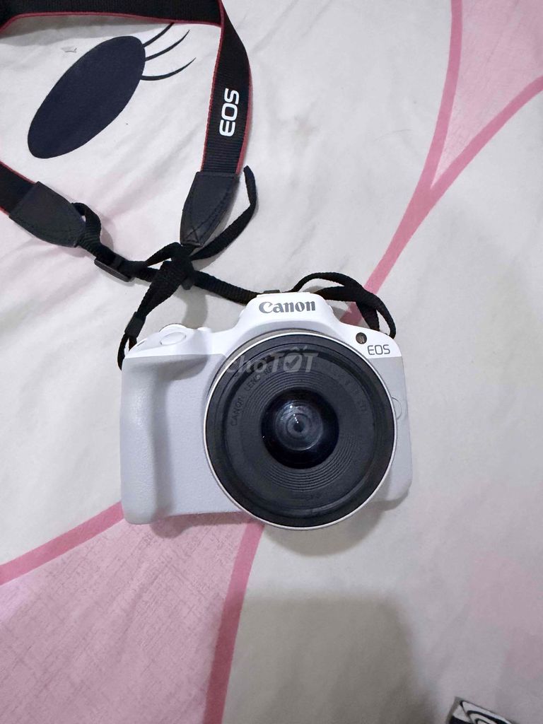 Máy ảnh Canon R50 Trắng. Mua bán Máy ảnh, Máy quay tại Quận 10 Tp Hồ Chí Minh được đăng bởi N Nhi hình 1