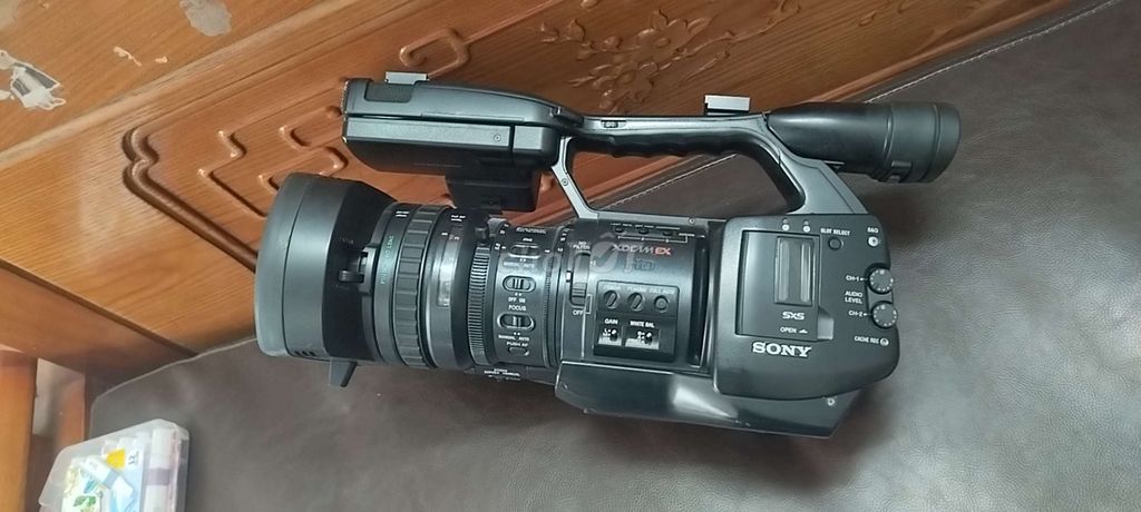 Máy quay phim Sony PMW-EX1R Đen. Mua bán Máy ảnh, Máy quay tại Quận Hoàng Mai Hà Nội được đăng bởi Tuan Luu Camera hình 1