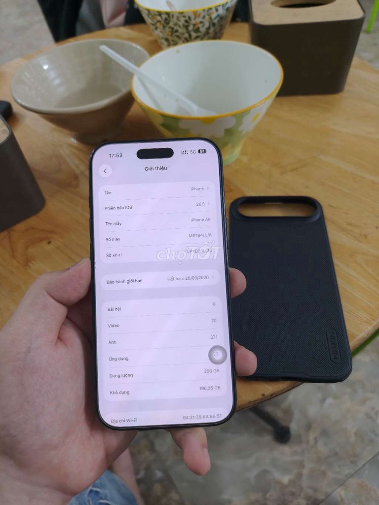  iPhone Air zin nguyên bản tặng ốp xịn nilkin 2l. Mua bán Điện thoại tại Quận Hoàng Mai Hà Nội được đăng bởi Jacking Son hình 1