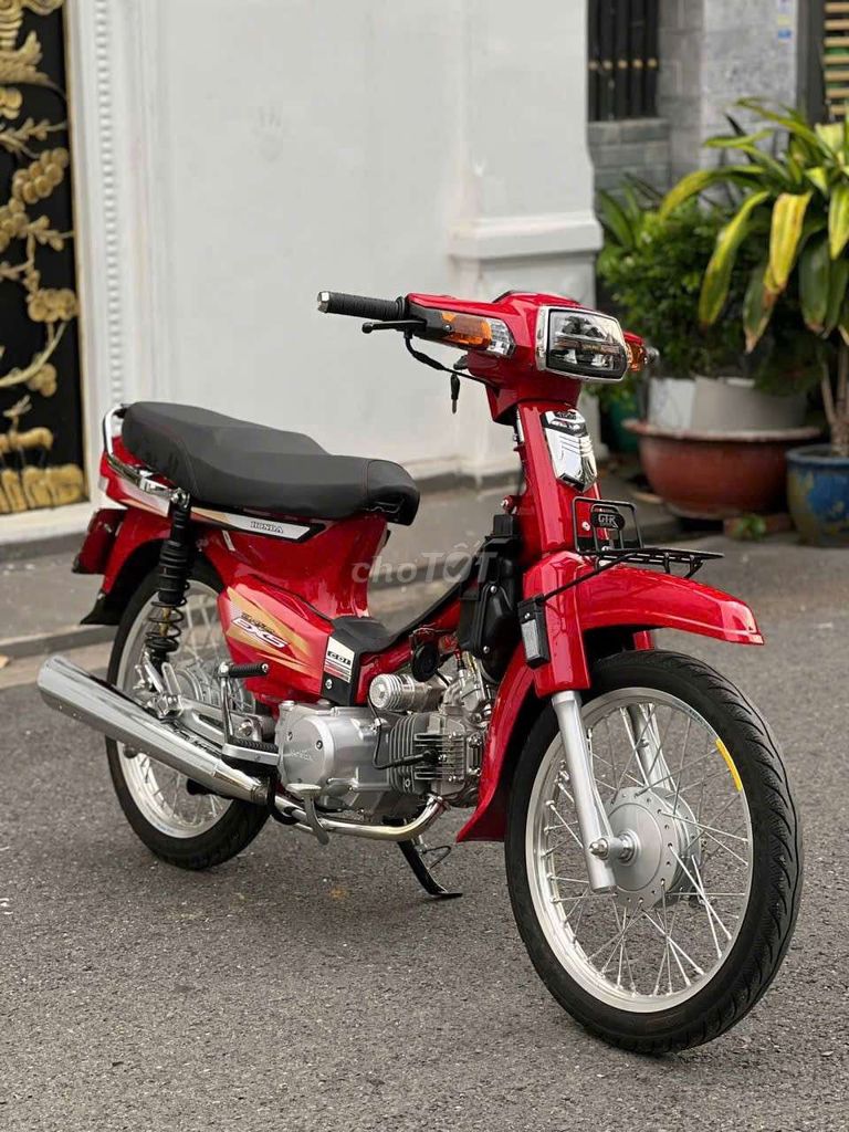 Honda Super Dream 2005 Đỏ. Mua bán Xe máy tại Quận Bình Tân Tp Hồ Chí Minh được đăng bởi Giang hình 6