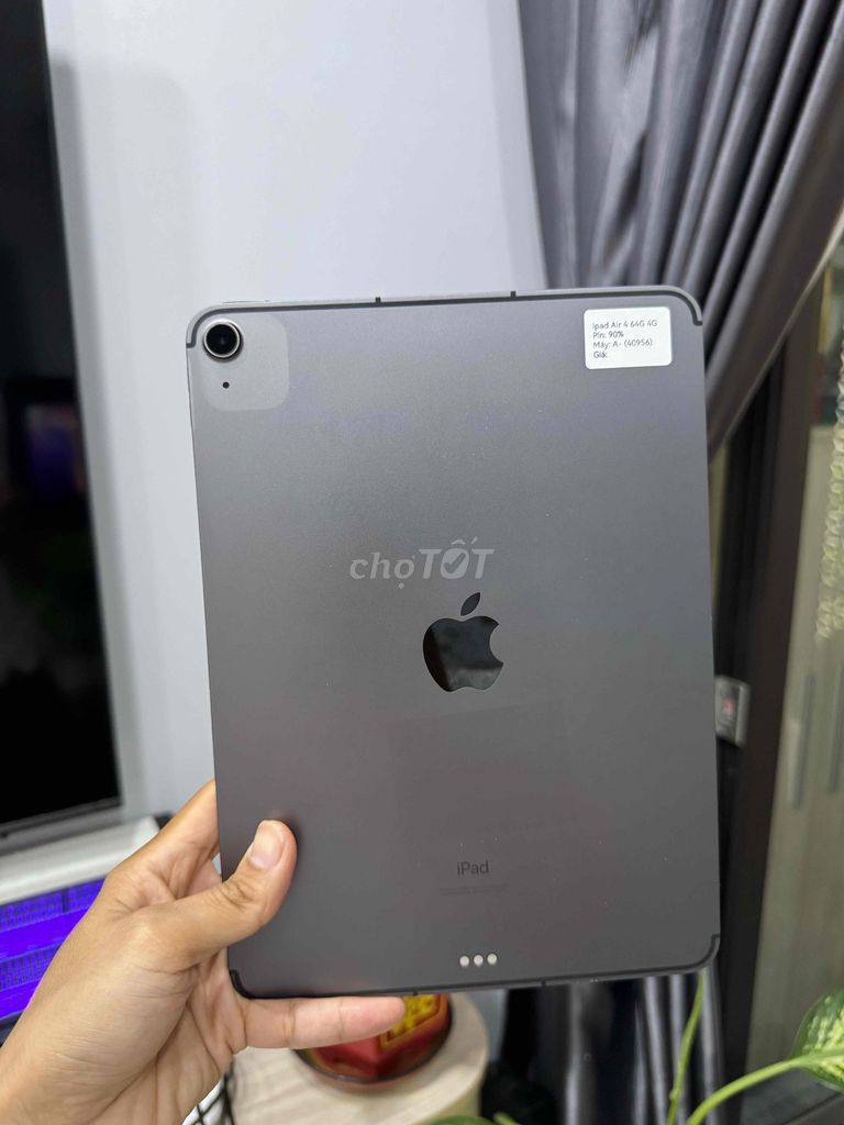 iPad Air 4 64GB bản  4G Xám Đen P90 Zin Đẹp Cận 99. Mua bán Máy tính bảng tại Huyện Hóc Môn Tp Hồ Chí Minh được đăng bởi Thu hình 1
