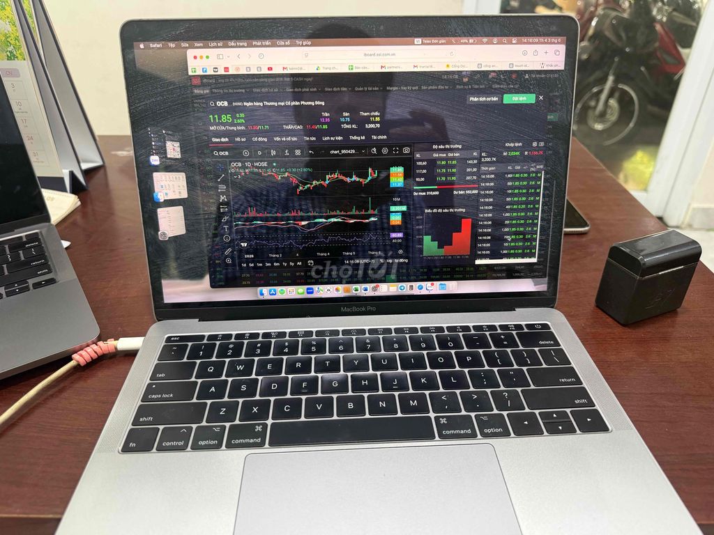 Apple MacBook Pro i5 13 inch 8GB. Mua bán Laptop tại Thành phố Thủ Đức Tp Hồ Chí Minh được đăng bởi 3ER Viet Nam hình 1