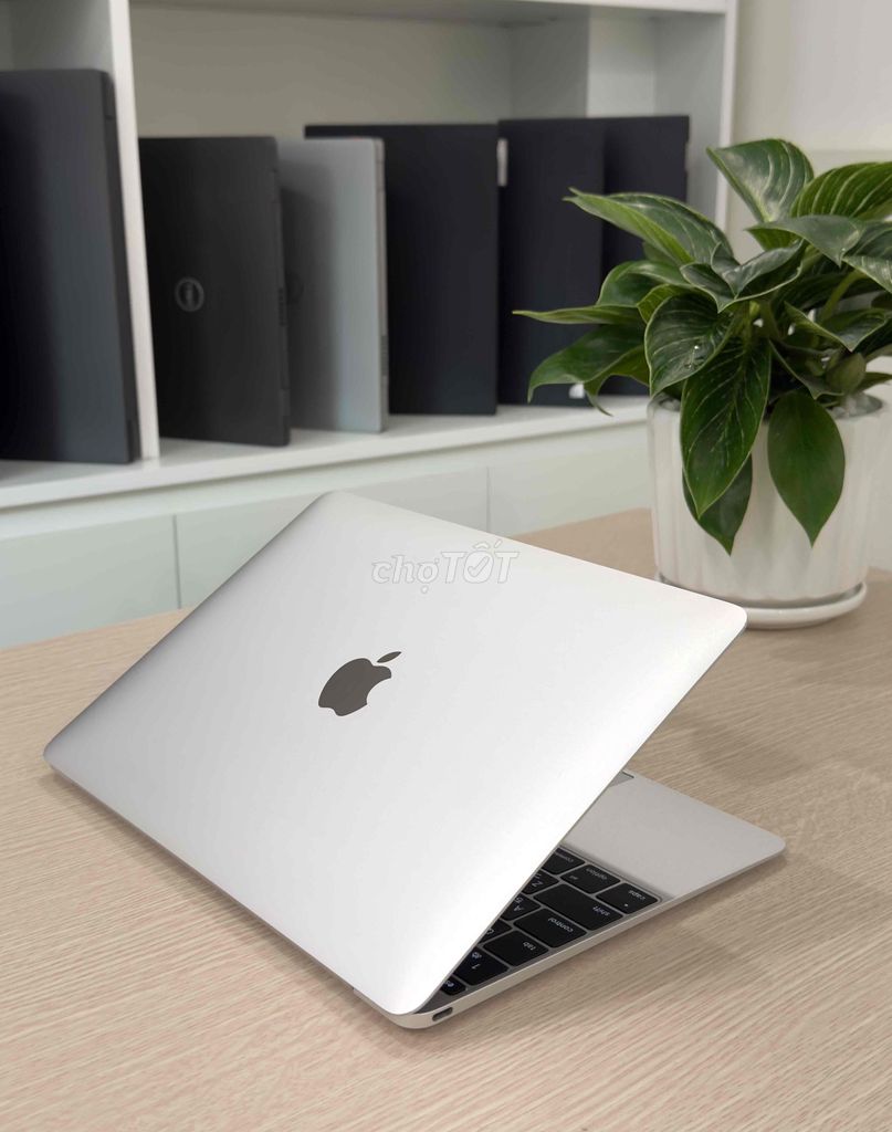 Macbook Retina 2016 M5/RAM 8GB/SSD 512GB quá rẻ. Mua bán Laptop tại Quận Hai Bà Trưng Hà Nội được đăng bởi Akiba shop hình 5