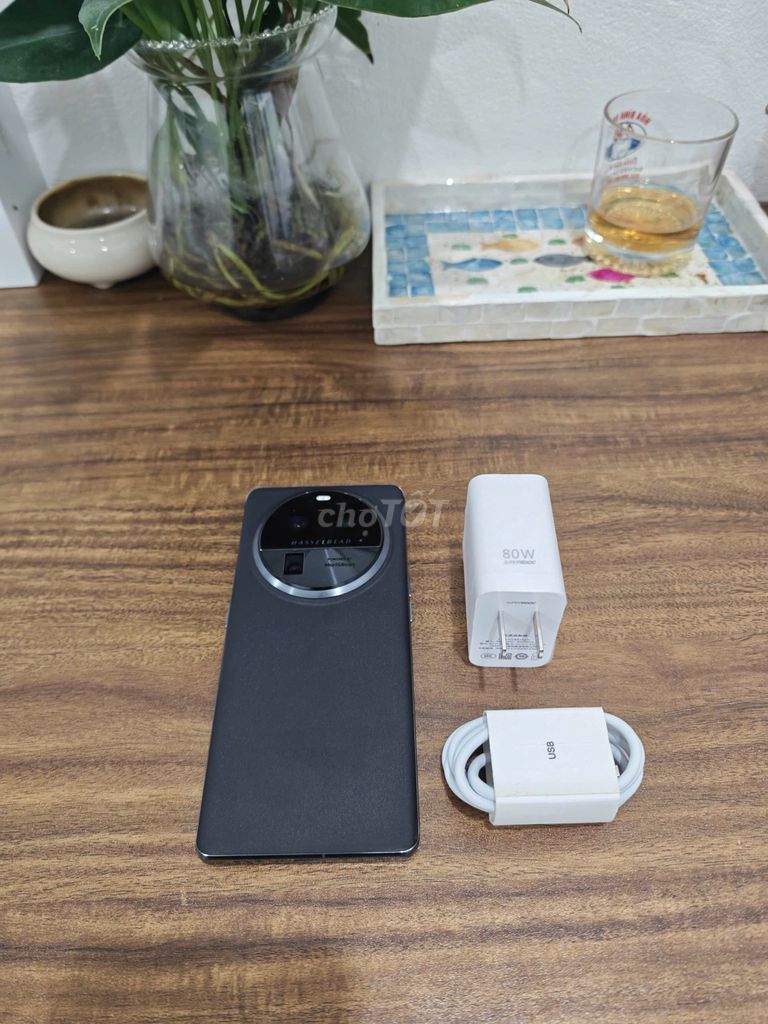 Oppo Find X6 Pro 5G Đen 12/256 sạc 80w có ship COD. Mua bán Điện thoại tại Quận Hoàng Mai Hà Nội được đăng bởi Trần Ngọc Hiếu hình 1