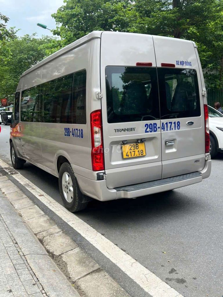Ford Transit 16 chỗ Vàng cát. Mua bán Phương tiện khác tại Quận Long Biên Hà Nội được đăng bởi Ngô hùng hình 3