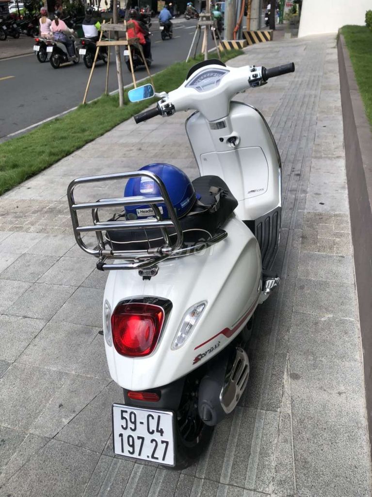 xe Piaggio Vespa Sprint S 2022 9 chủ